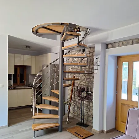 בית נופש Casa Kovac ליובוסקי