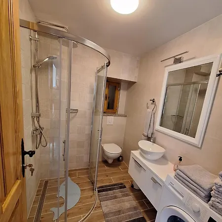 בית נופש Casa Kovac *